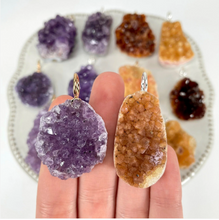 Load image into Gallery viewer, Druzy Pendant