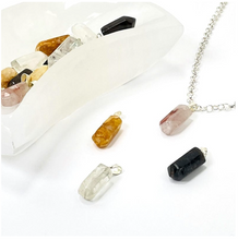 Load image into Gallery viewer, Lilyy Pendant