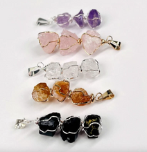 Load image into Gallery viewer, Triple Heal Pendant