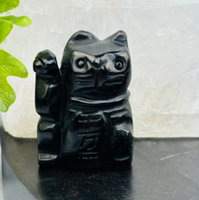 Load image into Gallery viewer, Lucky Crystal Cat
