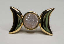 Load image into Gallery viewer, Moon Crescent Ring - Gold
