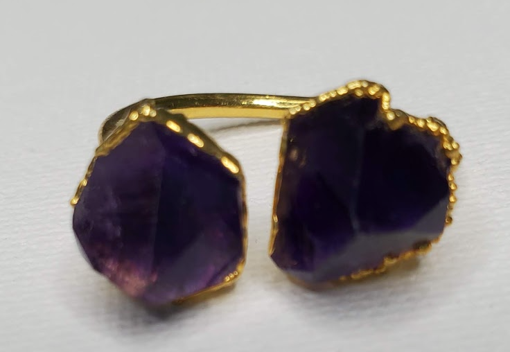 Double-Amethyst Pointed Ring